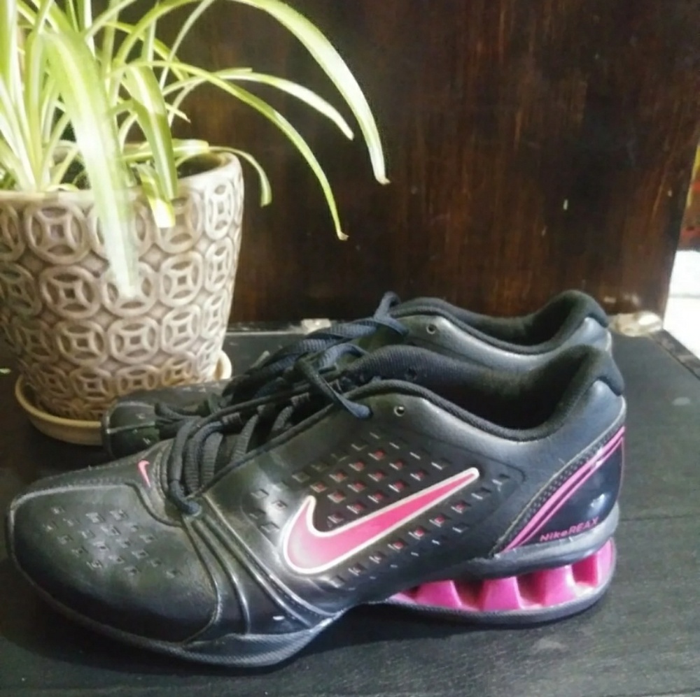 Nike Training Reax Rockstar Girls size 5.5